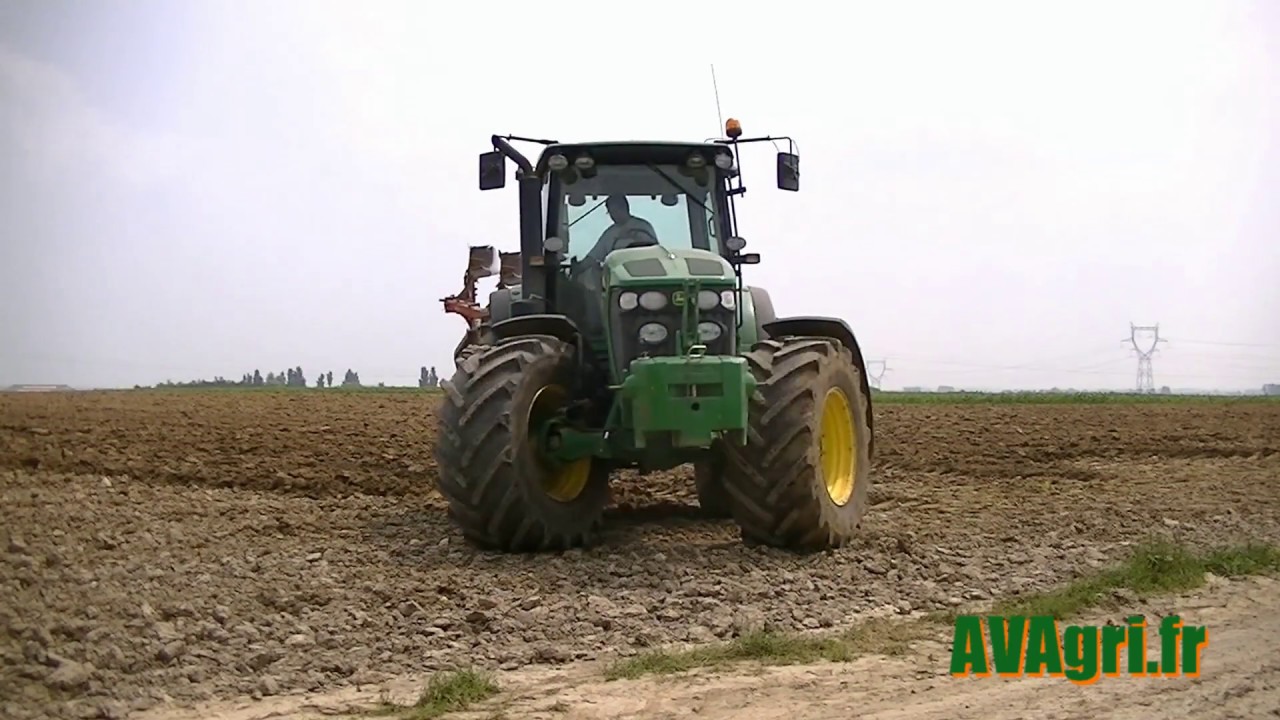 JOHN DEERE 7730 et KUHN 6 corps au labour en 2013