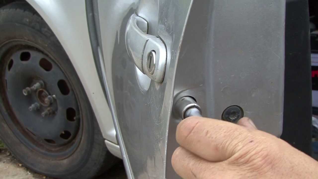 How to change your door lock in the Jetta