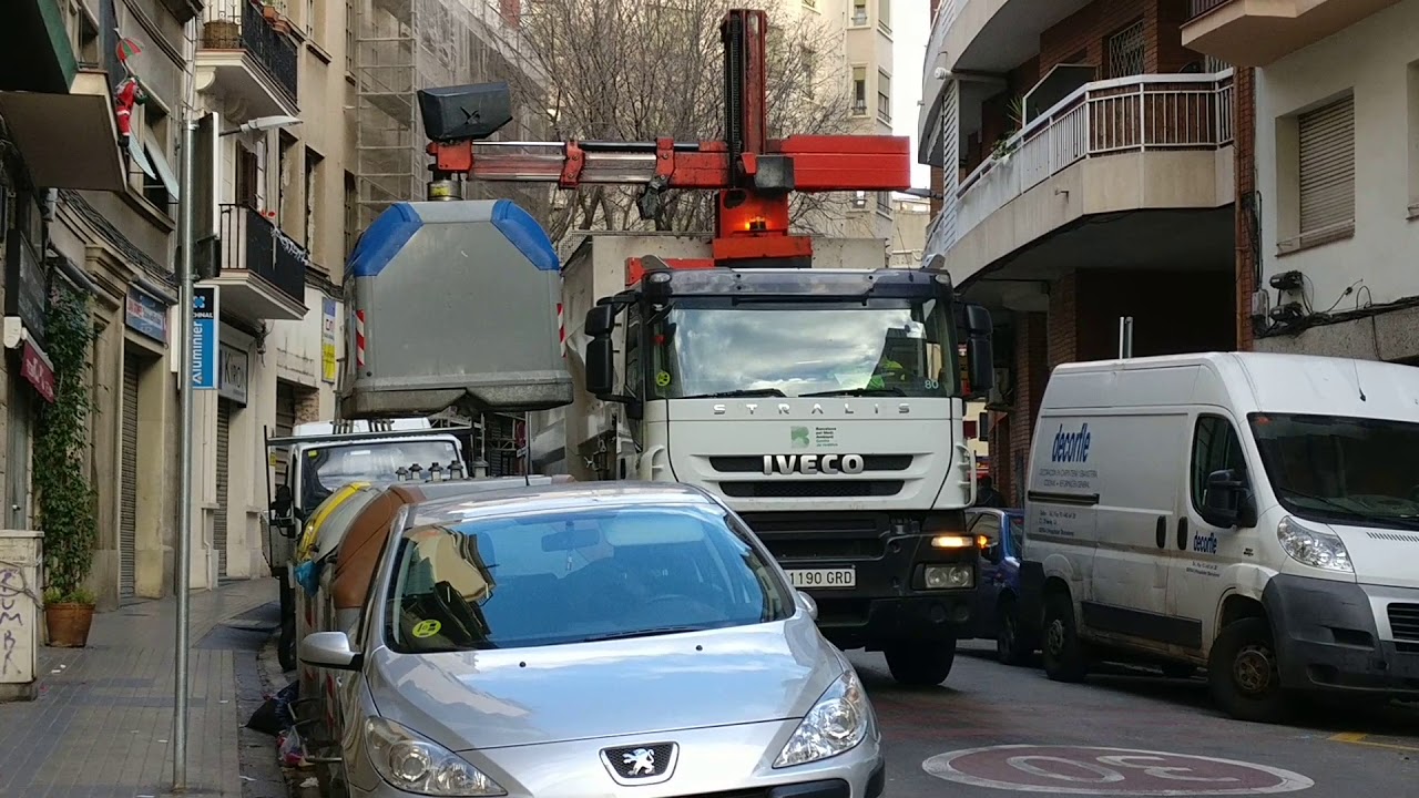 Trash truck in Barcelona