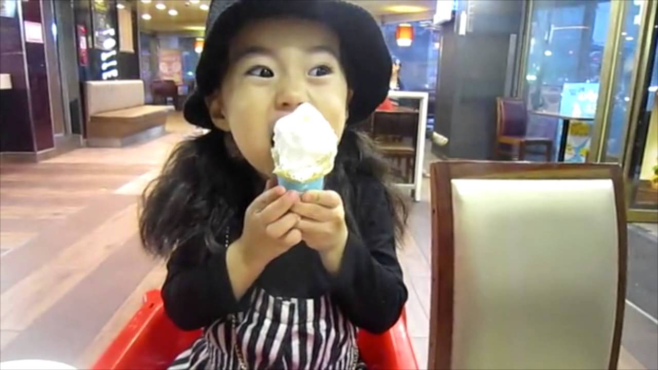 [ENG SUB] Yebin At Lotteria 롯데리아에 간 예빈이