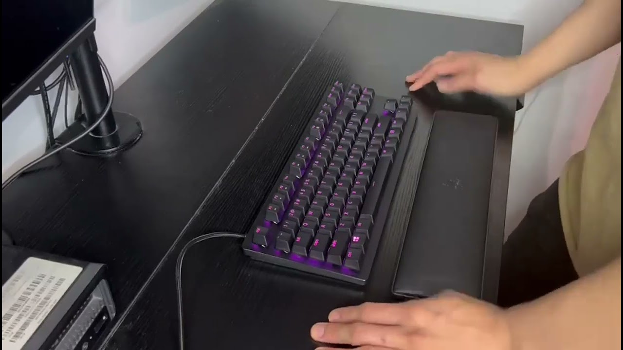 Razer Huntsman V2 Tenkeyless Product Review and Features