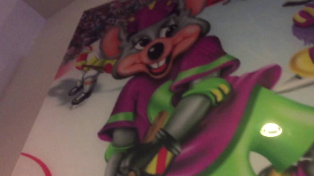 Chuck E. Cheese Tully Rd Store Tour