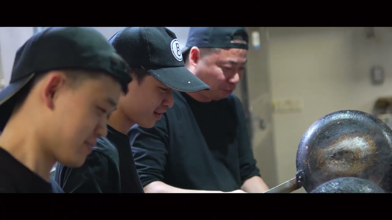 kitchen flow - Enjoy a short video of kitchen noise with nice music on the back.