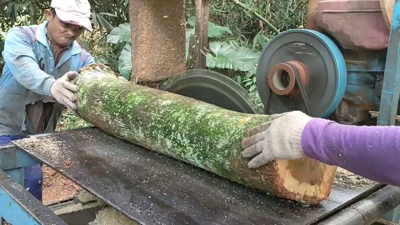 gesekan paling renyah, kayu waru buat reng 2x3 pakai gergaji piringan serkel