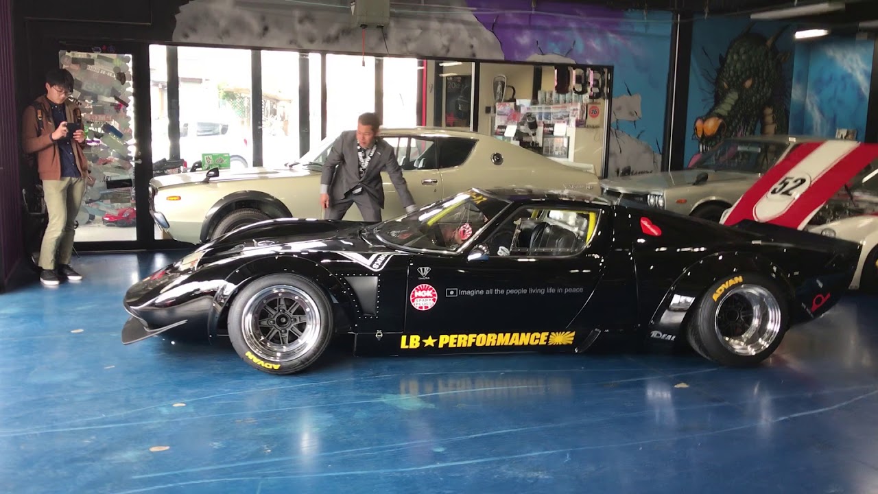 libertywalk ランボルギーニ ミウラ レプリカ