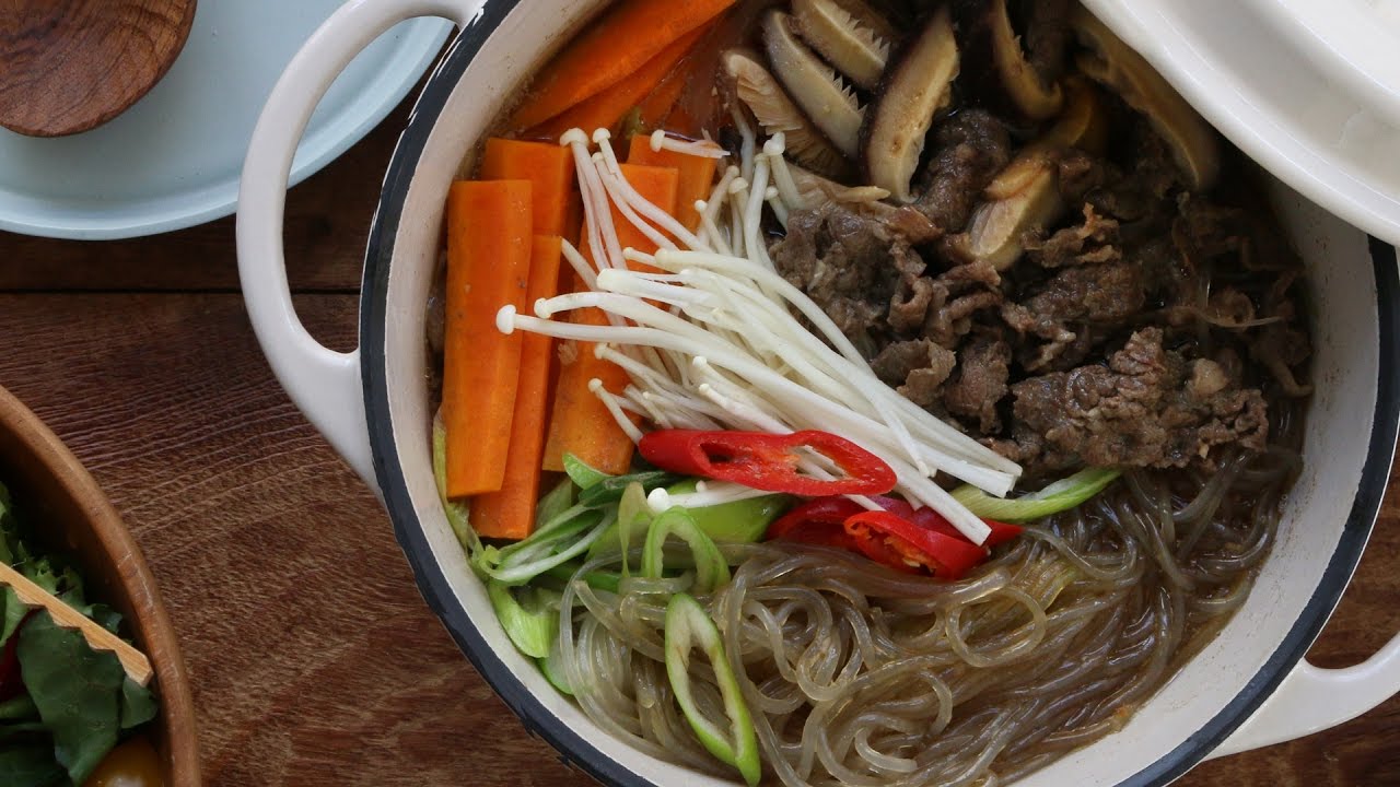 [ENG CC] 윤식당 인기메뉴! 불고기 누들, 보글보글 뚝배기 불고기 & 뚝불 🍲 : Bulgogi Noodle_Youn's kitchen  [아내의 식탁]