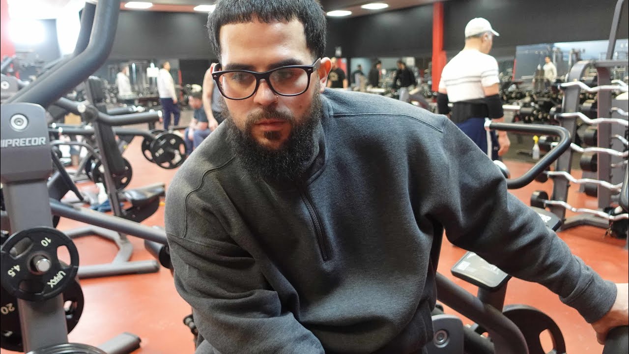 A Mad chest day at the gym vlog🤣😂[why he's so mad for ?]