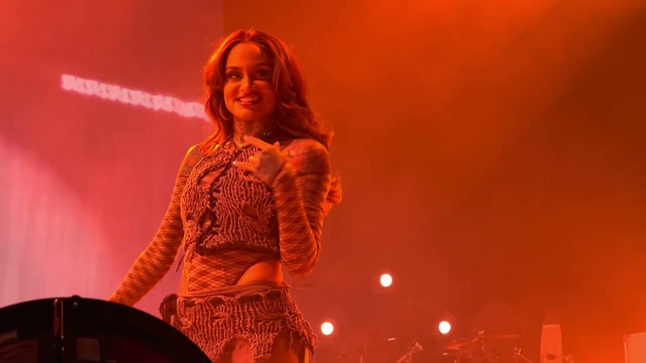 Kehlani - Tangerine | Blue Water Road Tour 4/12/22