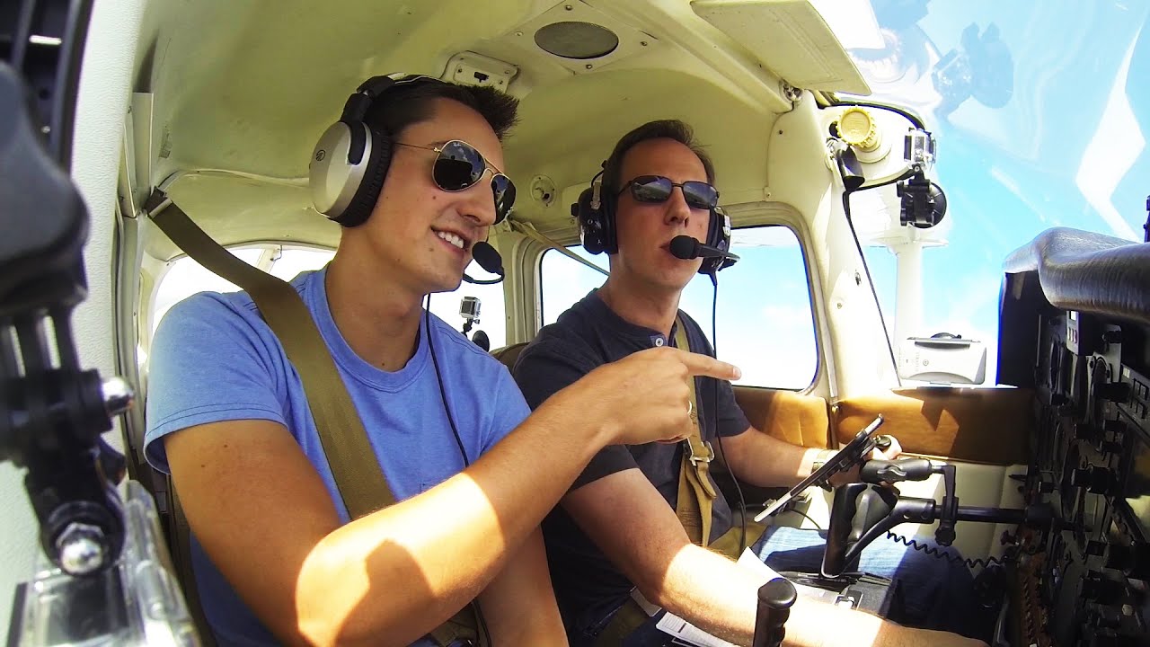 Fredericksburg to San Marcos | Cessna 172 | ATC Audio