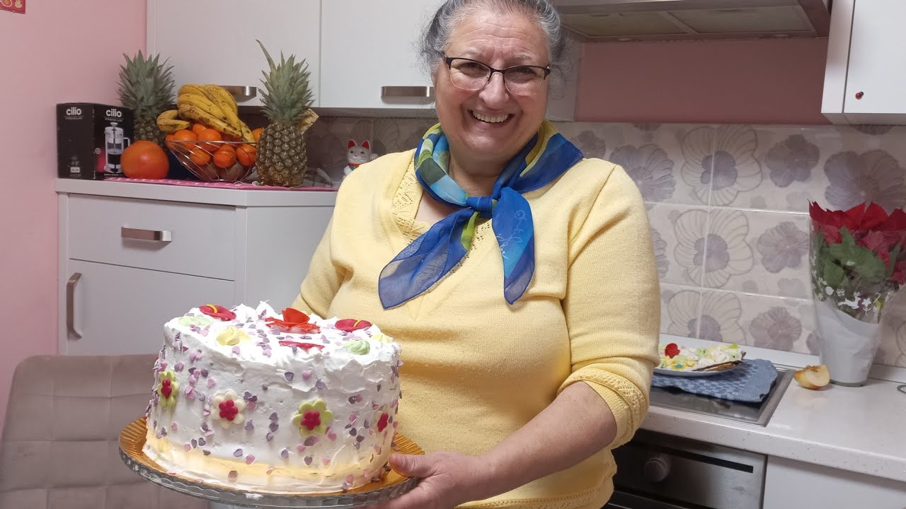 Tort cu cremă de Ciocolată și vanilie de la Bunica