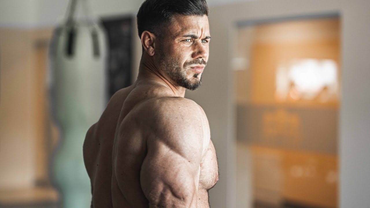 Die 4 BESTEN Trizeps Übungen | Mein Training für DICKERE Arme