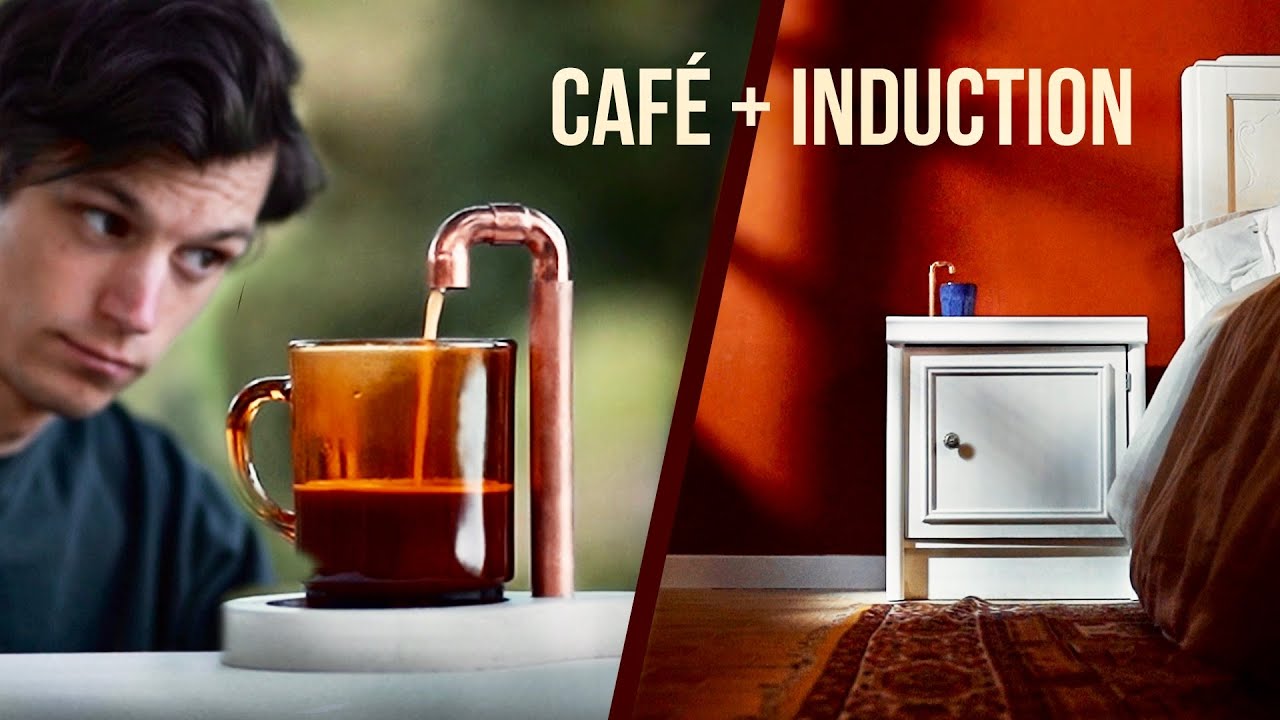 Une TABLE DE NUIT qui fait le CAFÉ