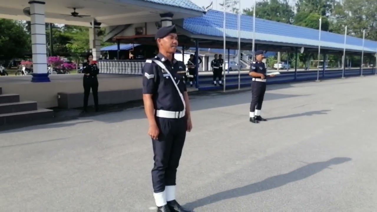 Platun 9 - Ujian Kawad Kali Pertama PLAK Siri 10/2021