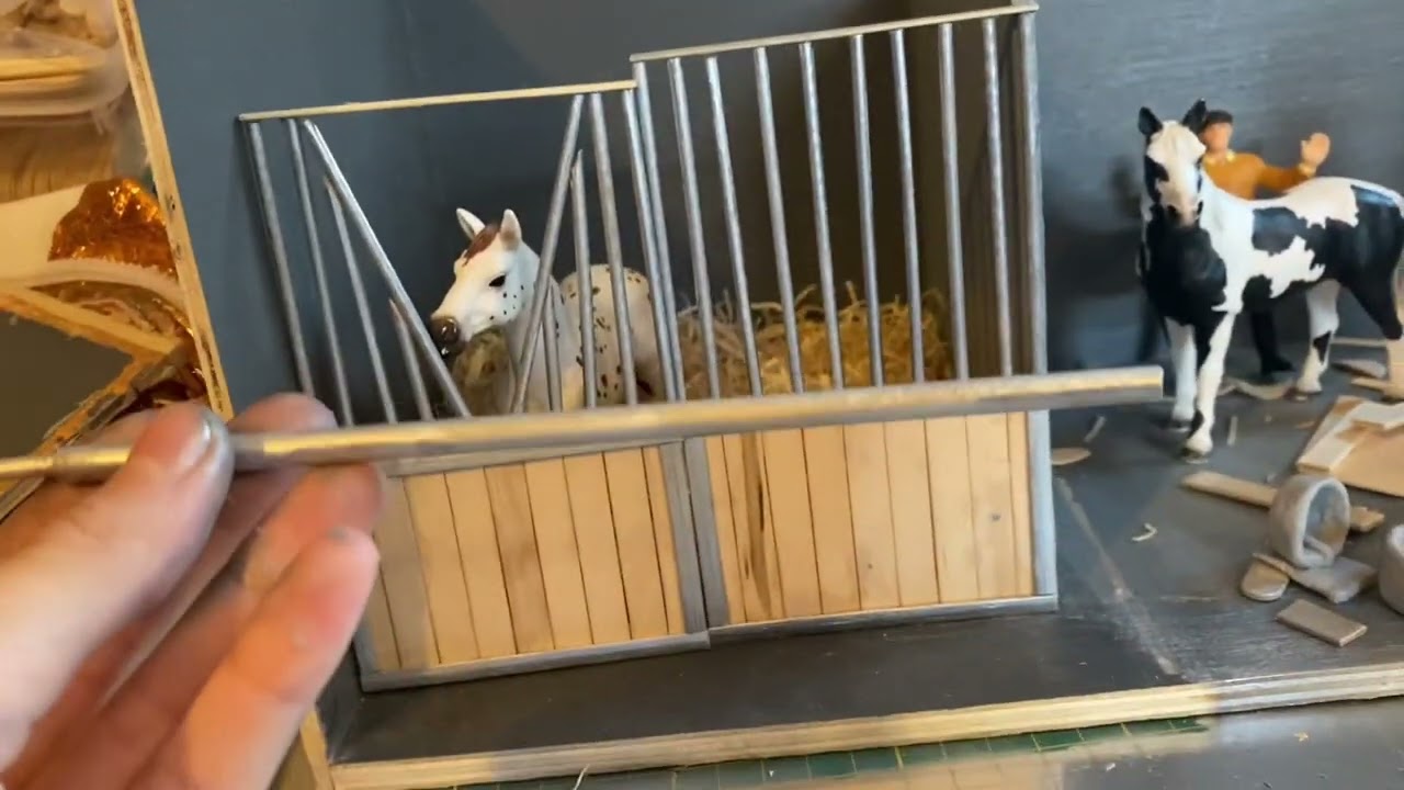 On fait une maquette Schleich ensemble !