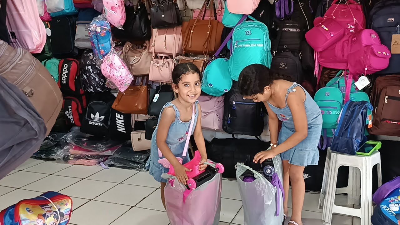 VOLTA AS AULAS COM AS MENINAS 