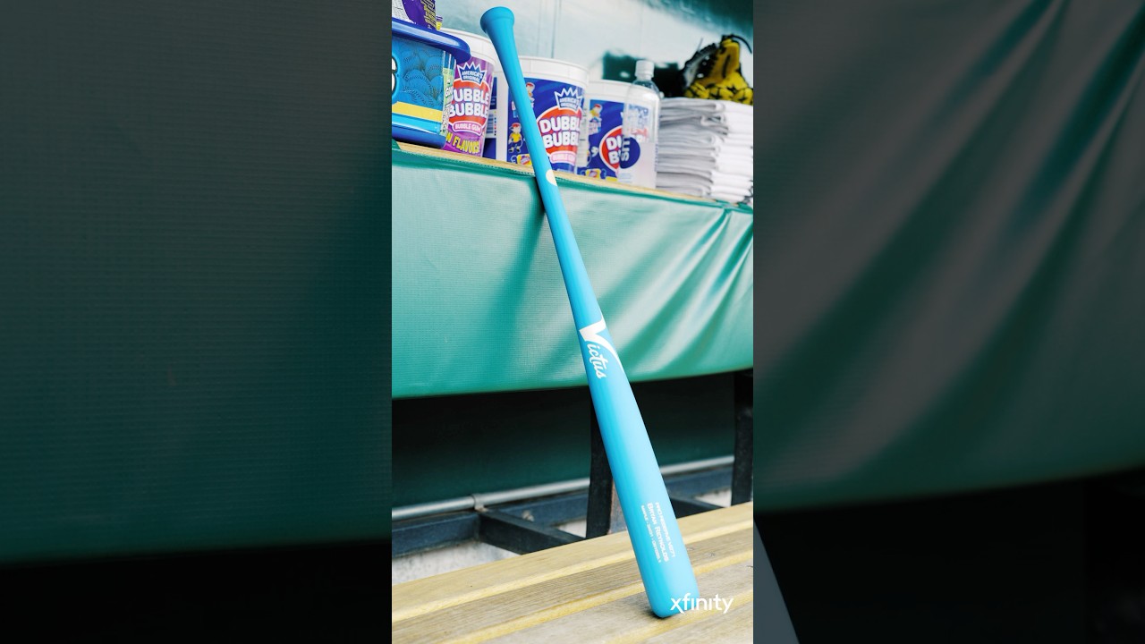 This is Bryan Reynolds&rsquo; Father&rsquo;s Day bat 💙 ​⁠@xfinity