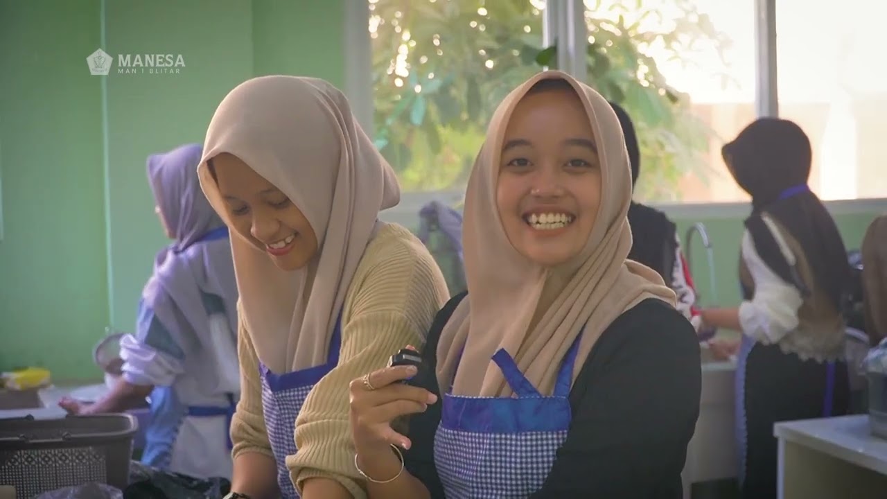 Познакомьтесь поближе с жизненными навыками кулинарного искусства в MAN 1 Blitar.