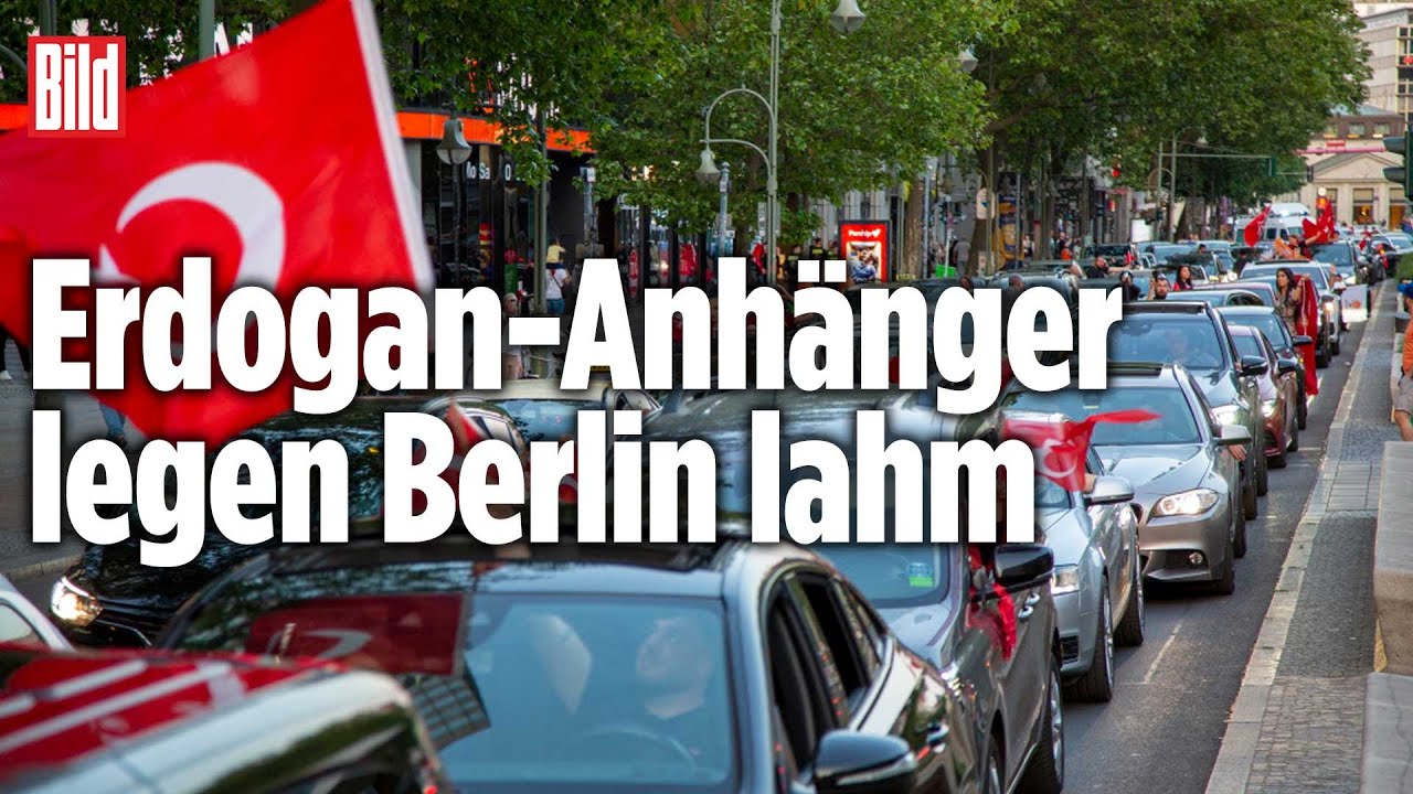 Autokorso und Hupkonzert: Erdogan-Anh&auml;nger legen Berlin nach der gewonnen Wahl lahm