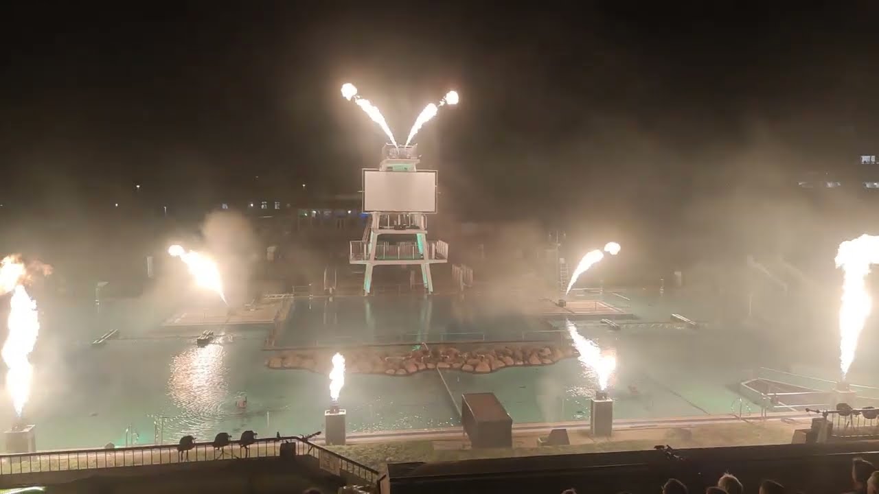 Nachtansichten Bielefeld 2022 Lasershow im Wiesenbad