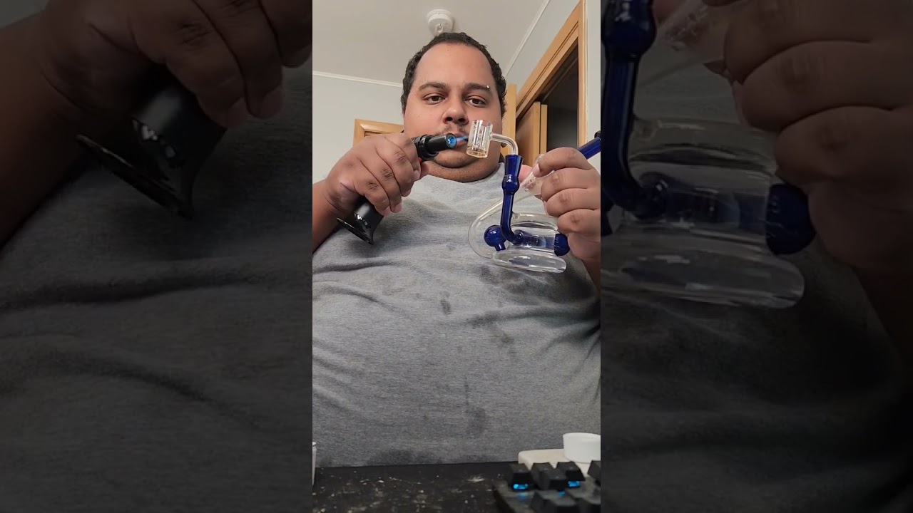 Trying new Carb Cap for my dab rig, it rips #710 #cannabiseducation