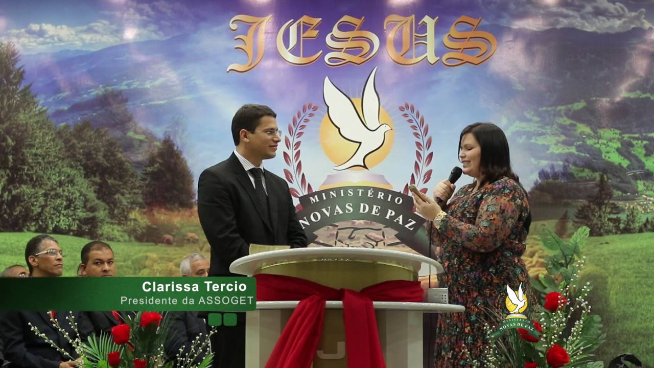 Clarissa Tercio Agradecendo a Deus pela vida do Pr. Junior Moura