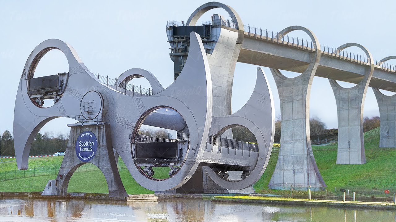 UK's Weirdest Boat Lift in Action: Falkirk Wheel