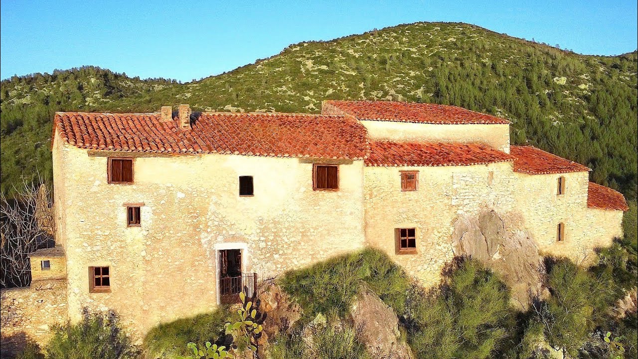 La FAMILIA NO VOLVIÓ y ABANDONÓ su CASA AMUEBLADA - LISTA PARA VIVIR | Sitios Abandonados y URBEX