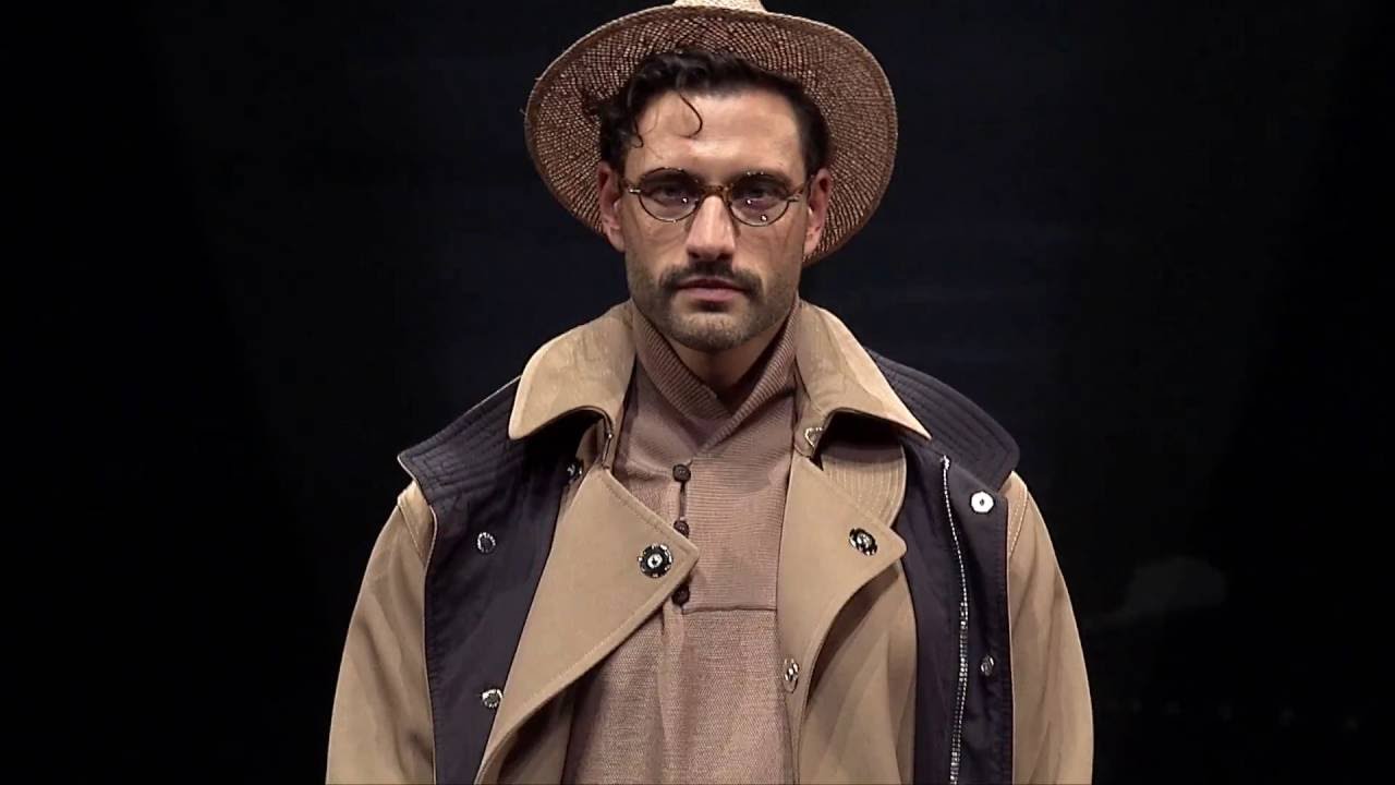 Giorgio Armani - 2017 Spring/Summer Menswear Fashion Show