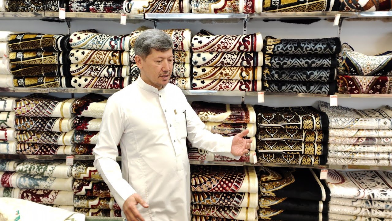 سجاد الصلاة مناشف شراشف صلاة احرام الحج العمرة بطانيات صناعة تركي محل صفا تكس سوق باب شريف مدينة جدة
