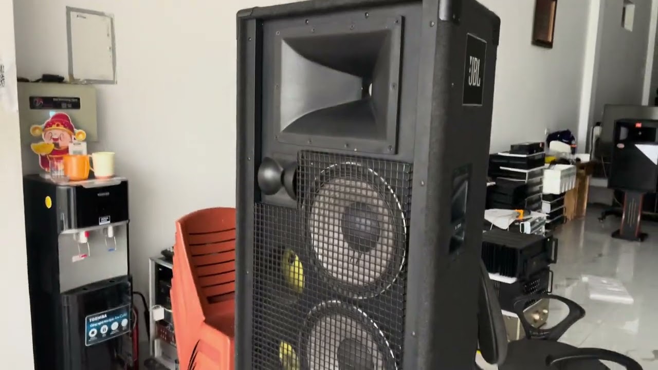 Nghe bộ karaoke Mỹ này sướng đời jbl 4732a gui bác Doanh Thanh Hoá 0971998555