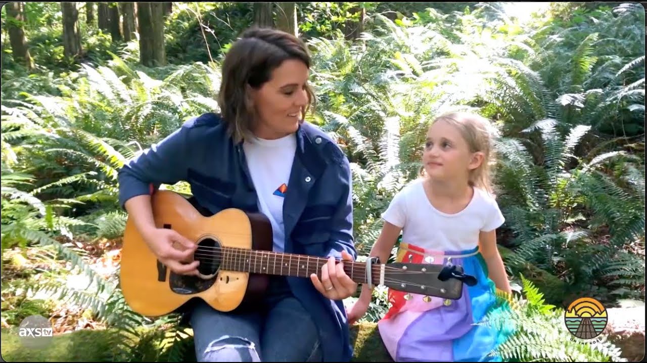 Brandi Carlile's Beautiful Performance for Her Daughter