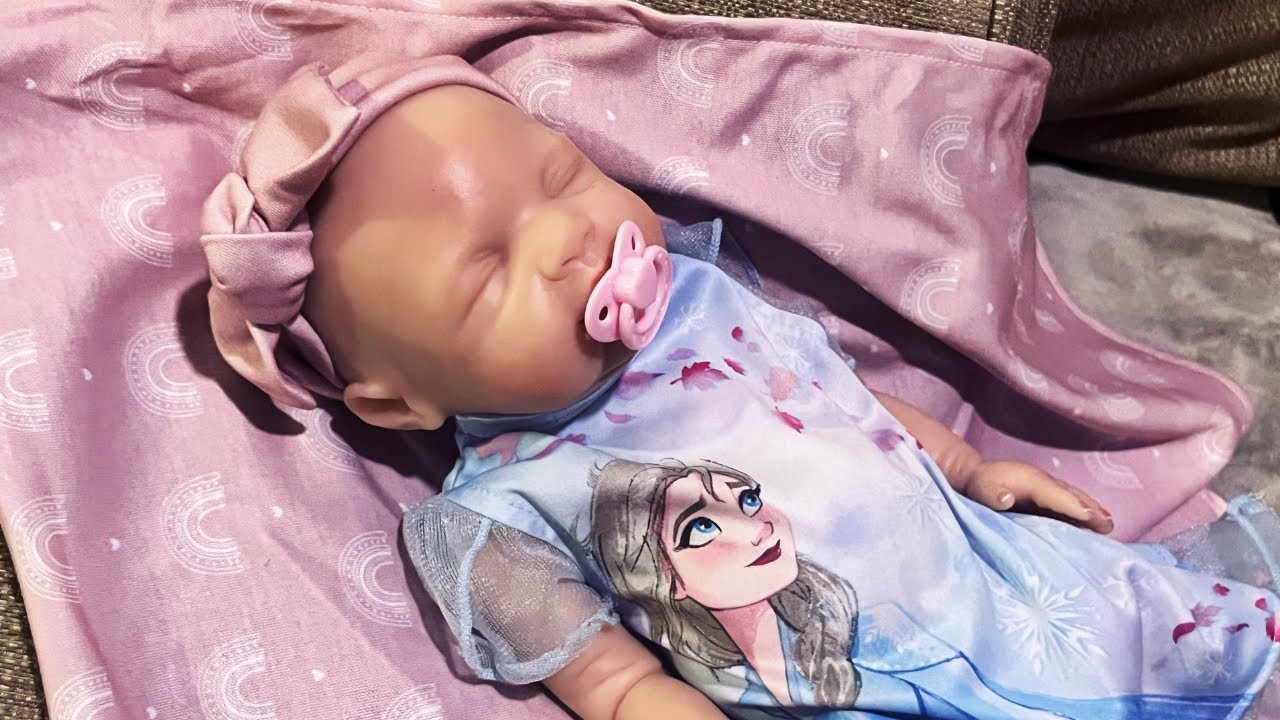Unboxing and dressing Rosie! Full silicone doll from Paradise Galleries #reborndoll