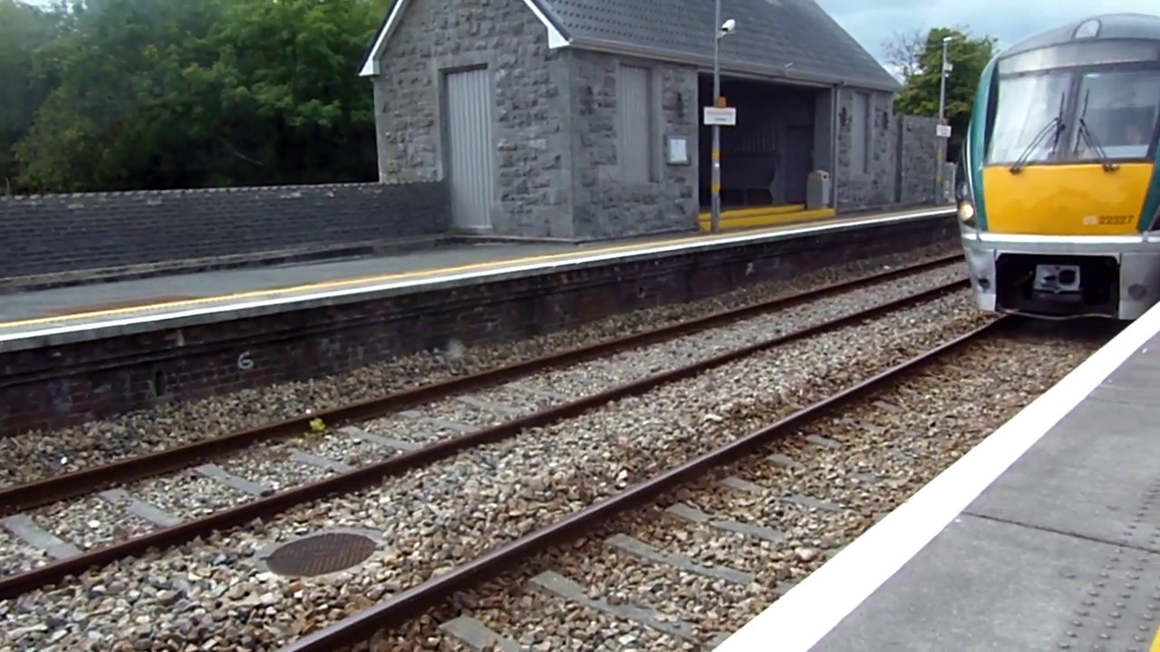 Castlerea to Portarlington with an IE 22000 Class