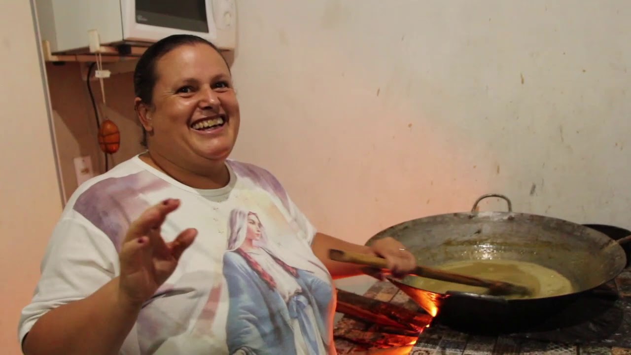 O SABÃO DE CINZAS NO FOGÃO À LENHA - PENHA - BRAZÓPOLIS