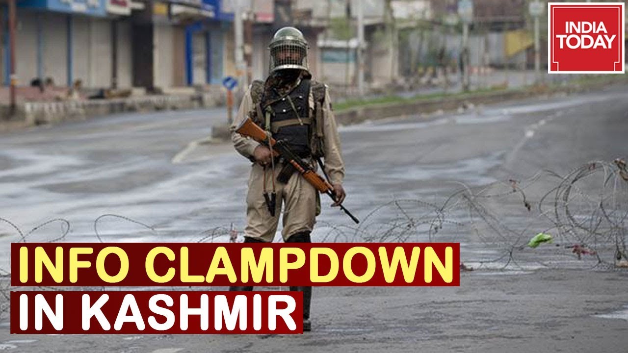 Kashmir Journalists Claim Information Blackout, Paper Distributors Speak Out | Ground Report