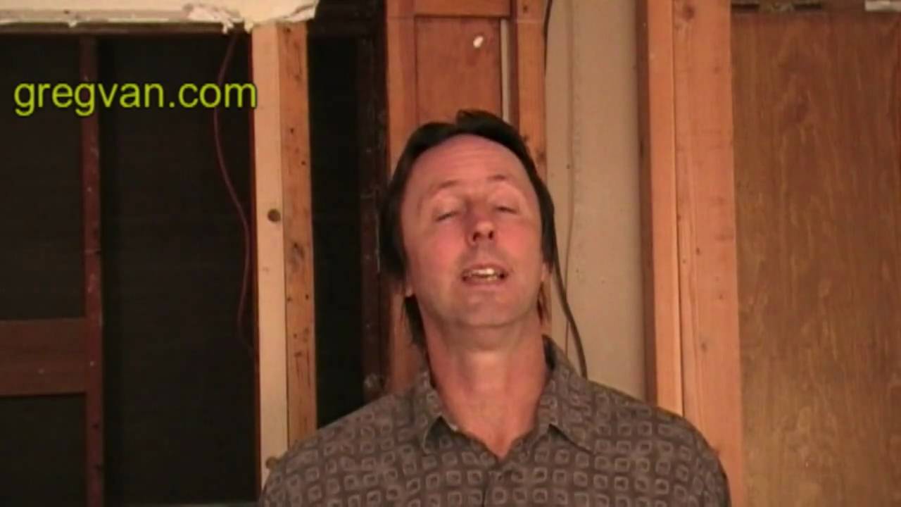 Elastomeric Paint and Poor Construction Leads to Wood Rot Damage