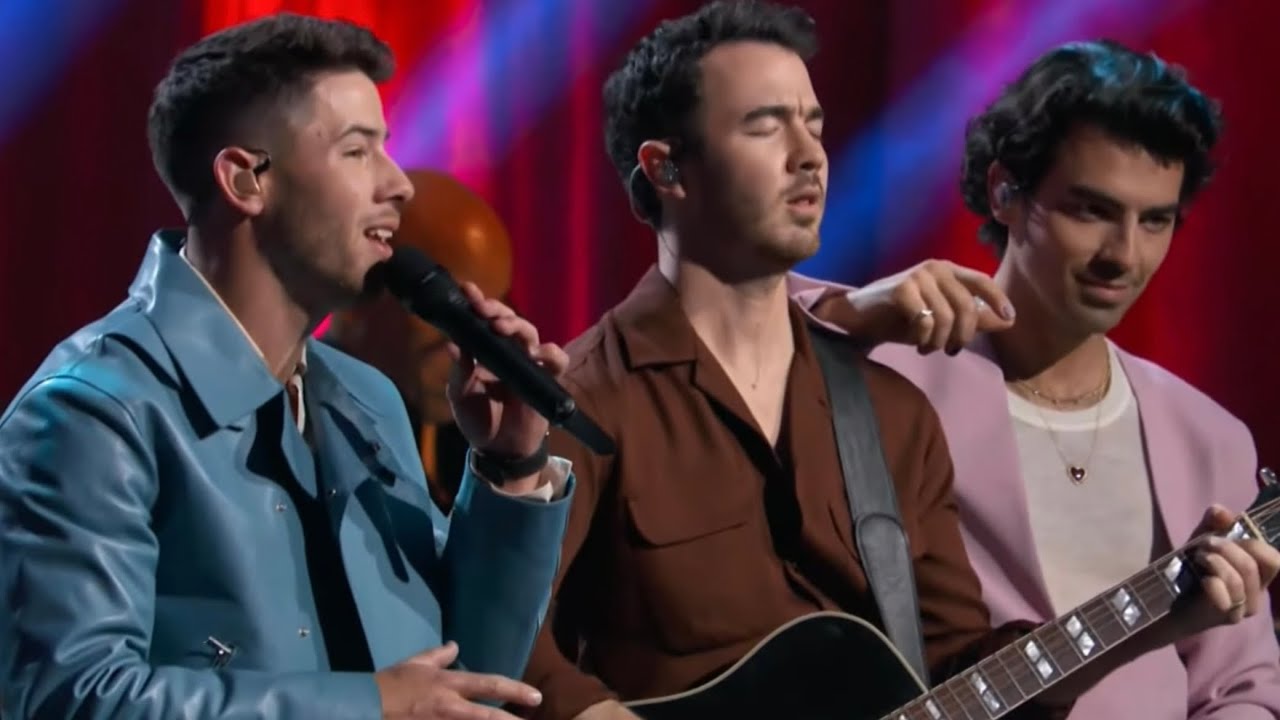 “50 Ways to Leave Your Lover” - Jonas Brothers (2022 Grammy Salute to the Songs of Paul Simon)
