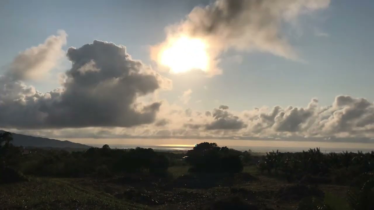 For relaxation, a beautiful video with pleasant music. For comfort