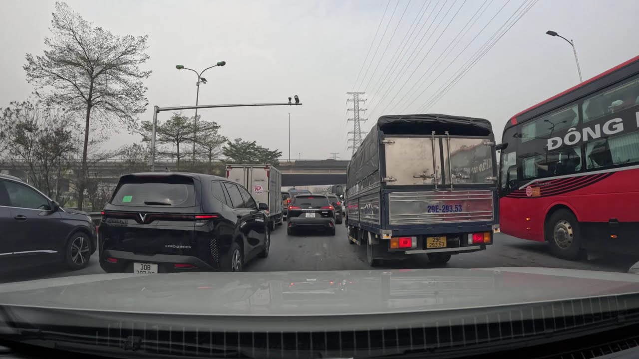 giá như 2 Đèn đường áp dụng AI thì không ùn 15 phút !?  [26 03]