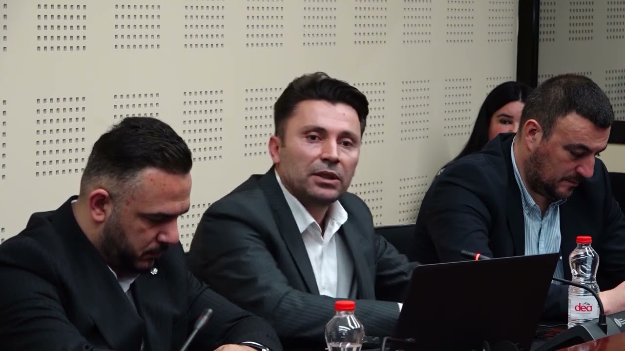 Tv Klan - LVV u kërkon ambasadorëve të mos ndërhyjnë për krizën