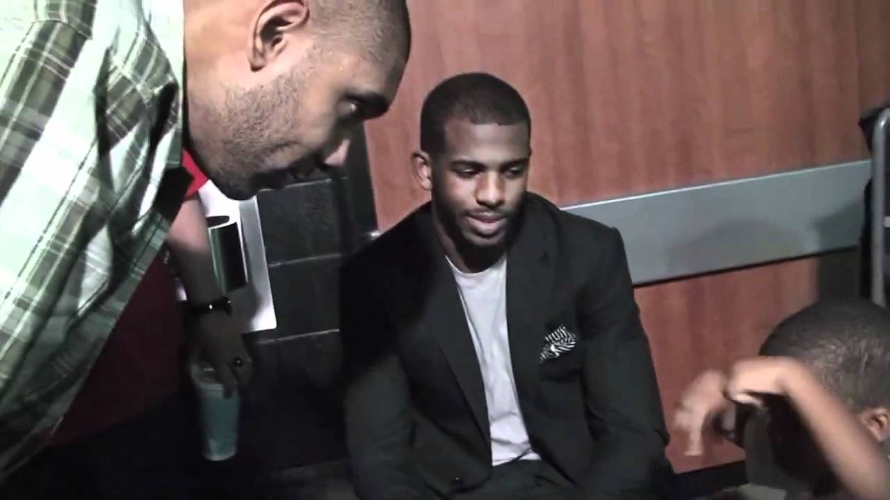 Tim Duncan gives Chris Paul's son some love.