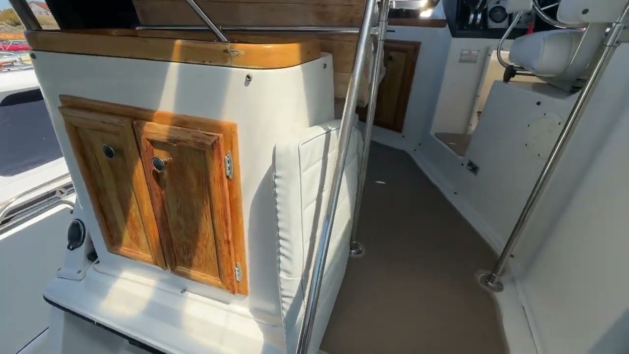 36 Carver Aft Cabin -1988 Bridge Tour $59,900 CDN