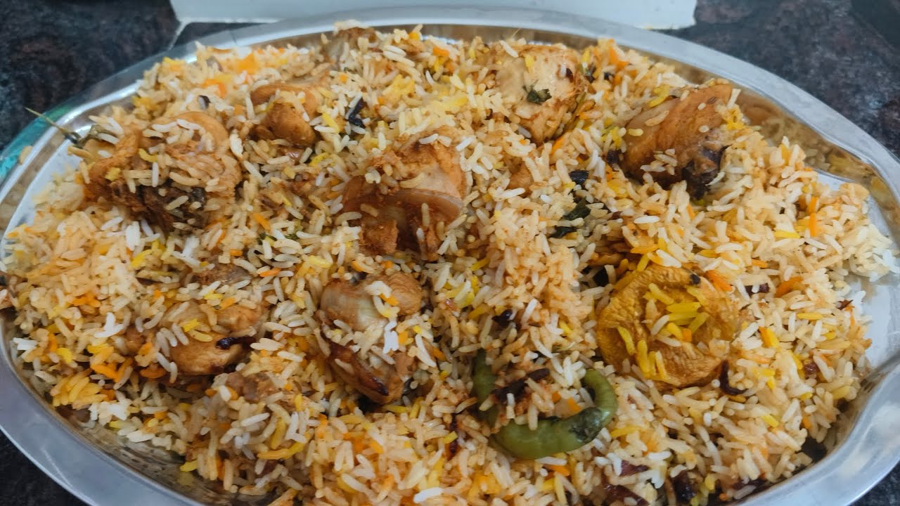 Delicious Chicken Biryani 😋 || Tasty & Simple Recipe By Hyderabad kitchen zaika 