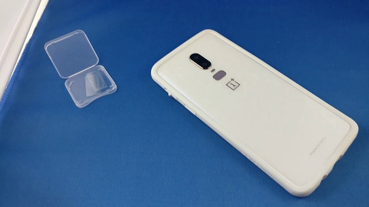 Oneplus 6 + rhinoshield answering questions.