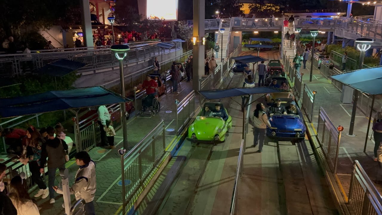 Autopia 4K POV with Excellent Lighting Disneyland December 2025