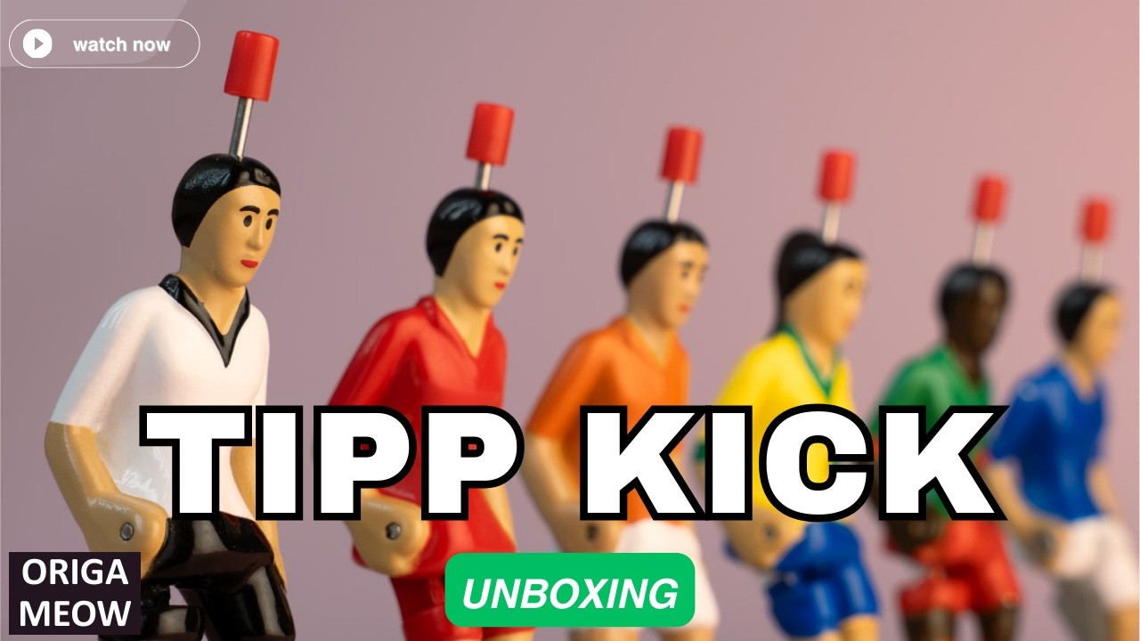 Распаковка настольного футбольного мяча TIPP KICK — легендарной немецкой игры.