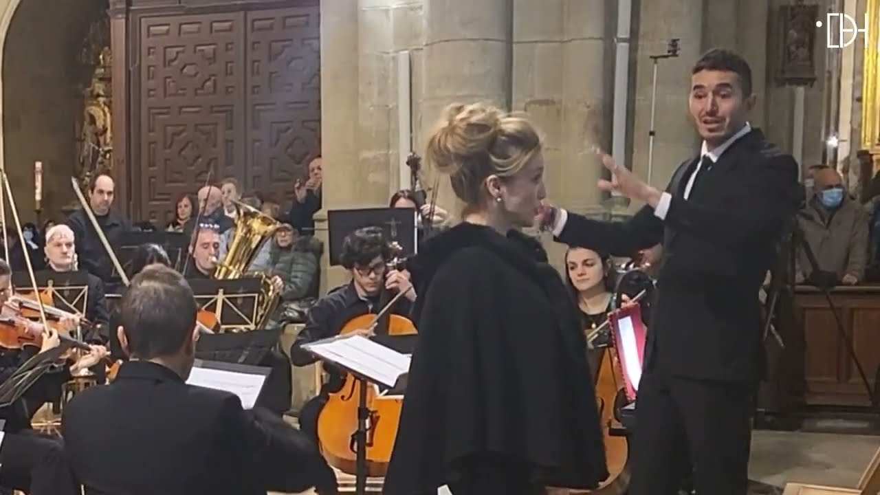 Los oscenses celebran el Tota Pulchra en la catedral de Huesca