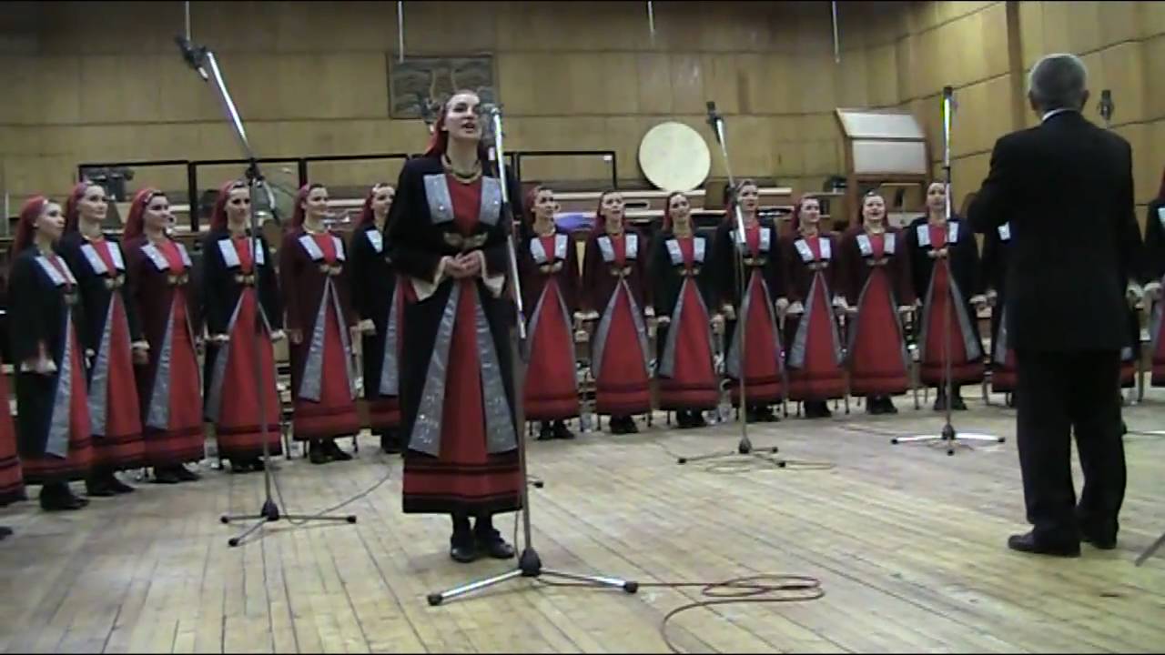Philip Koutev choir - Mari Maro by Georgi Genov
