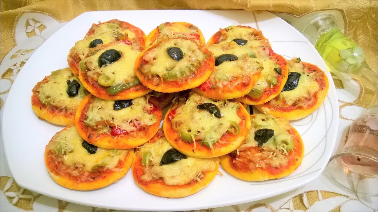 ميني بيتزا بدون فرن / في المقلاة/ بالعجينة القطنية سهلة و سريعة التحضير- mini pizza sans four