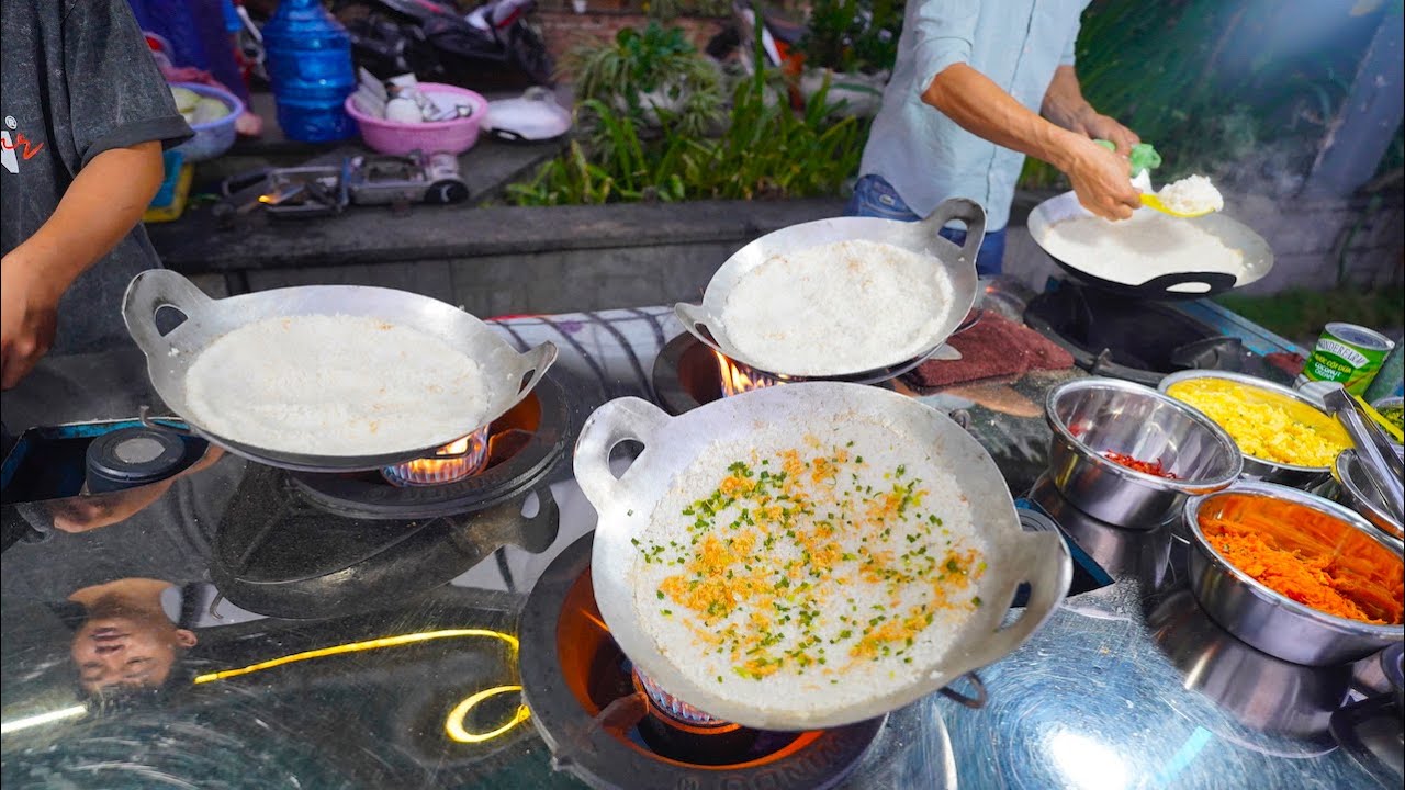 Hệ thống chảo tự xoay giúp đầu bếp không cần làm gì cũng có miếng cơm cháy giòn đều